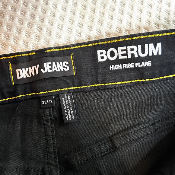 DKNY Boerum Flare Jeans 31 12 Black NWT High Rise Boot Cut Women's - Picture 8 of 8